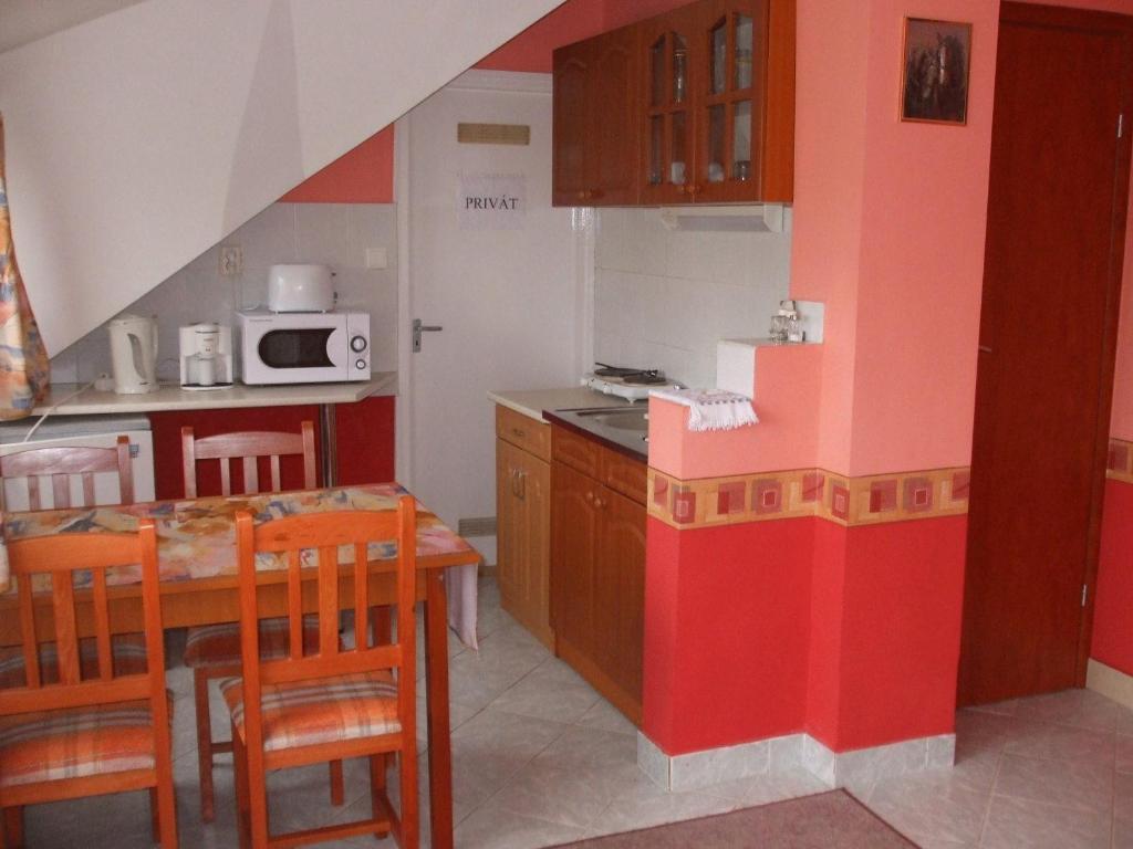 Erdos Apartments Mosonmagyaróvár Extérieur photo